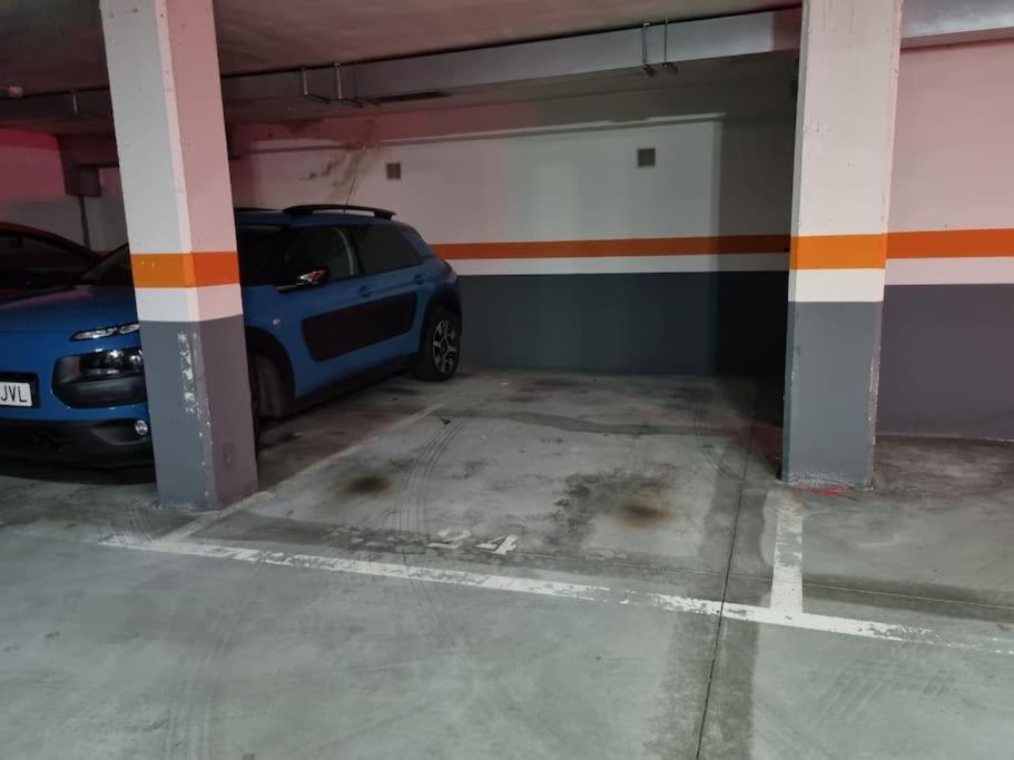 604B - Apartamento Con Garaje Oviedo Esterno foto