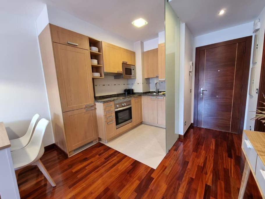 604B - Apartamento Con Garaje Oviedo Esterno foto