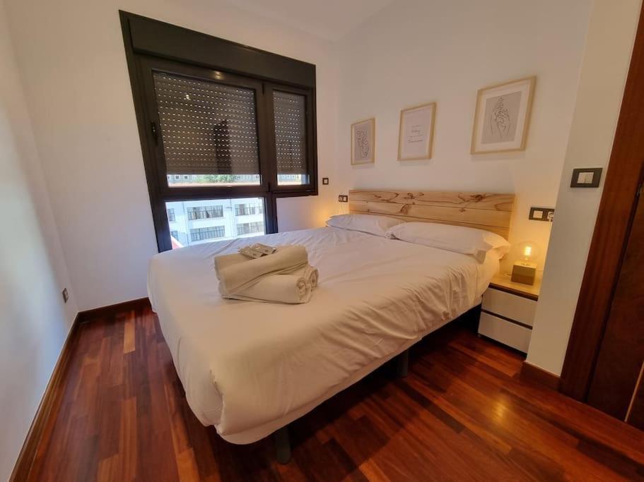 604B - Apartamento Con Garaje Oviedo Esterno foto