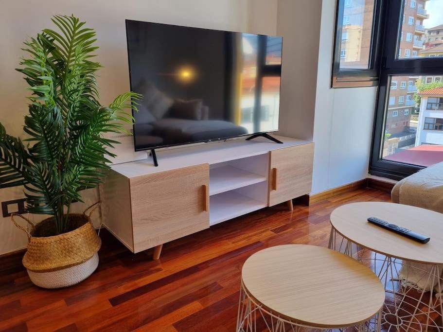 604B - Apartamento Con Garaje Oviedo Esterno foto